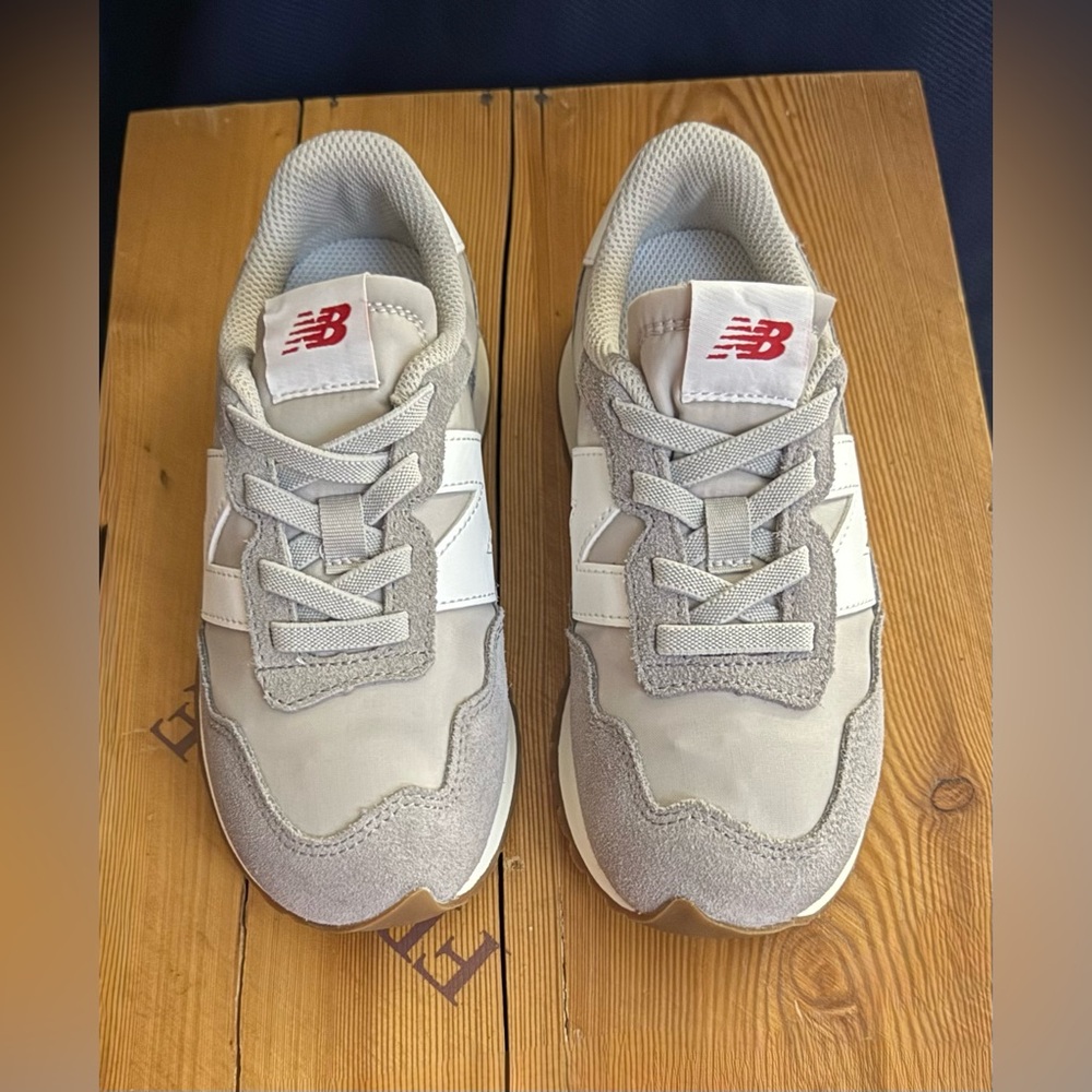 NWOT New Balance Gray and White Athletic Shoes